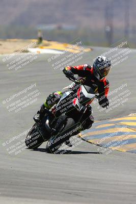 media/May-06-2024-Moto Forza (Mon) [[b33359f27d]]/2-Intermediate/Session 4 (Turns 9 and 8)/